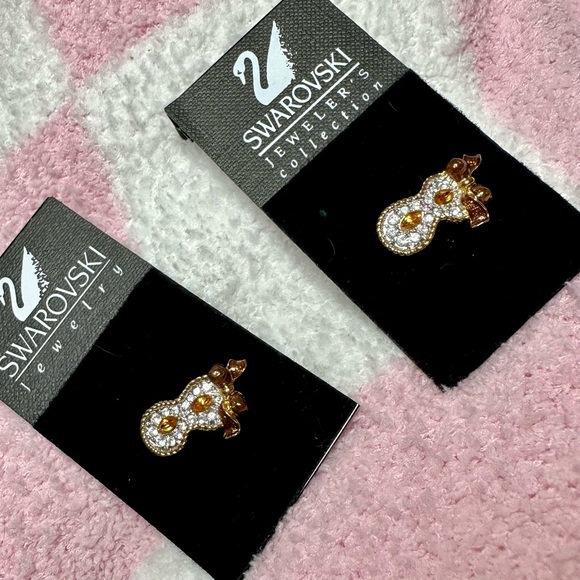 Swarovski Crystal Mask Brooch - Picture 3 of 7